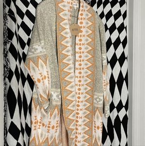 cozy, super soft, patterned cardigan